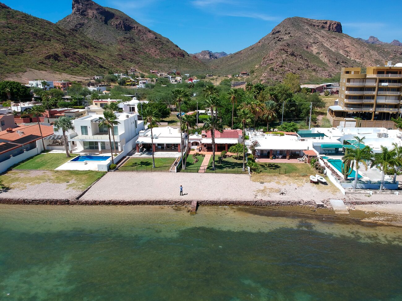 351 Bahia (30)